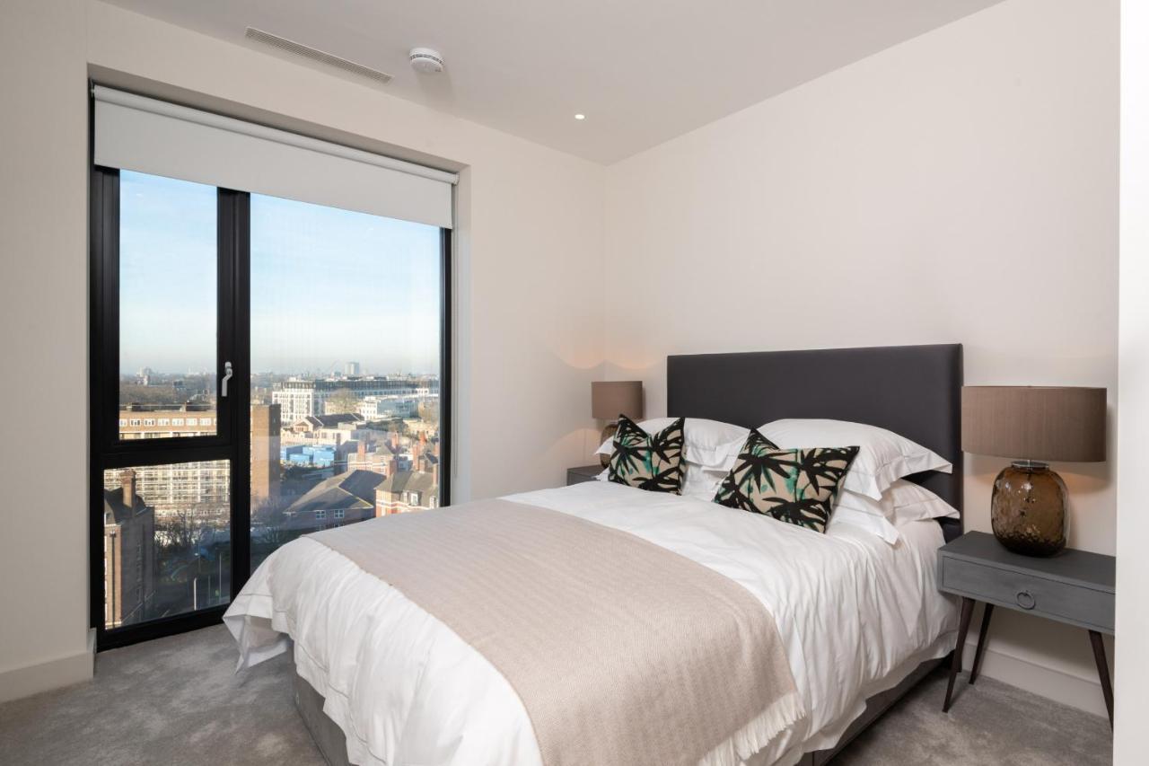 Modern Family Home Close To Victoria Station By Underthedoormat London Exteriör bild